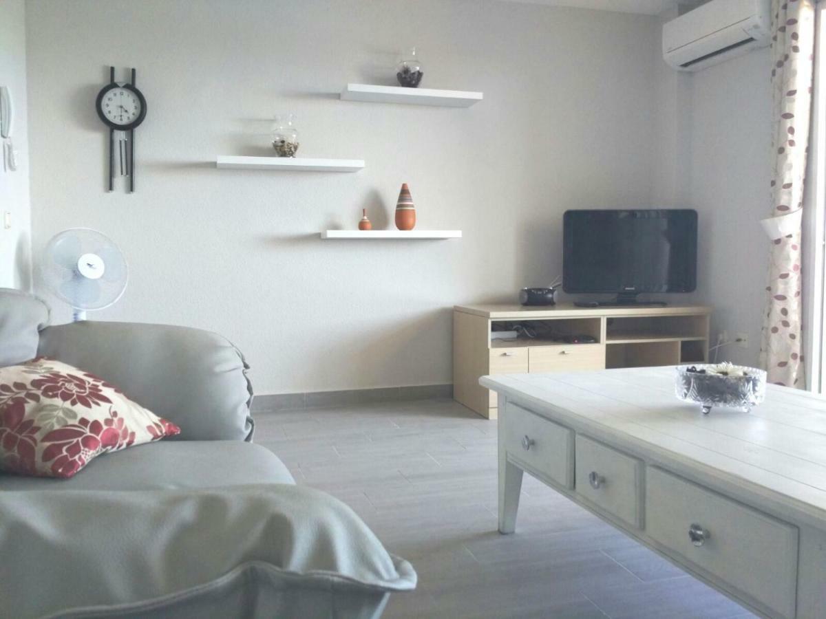 Precioso Apartamento Frente Al Mar 베날마데나코스타 외부 사진