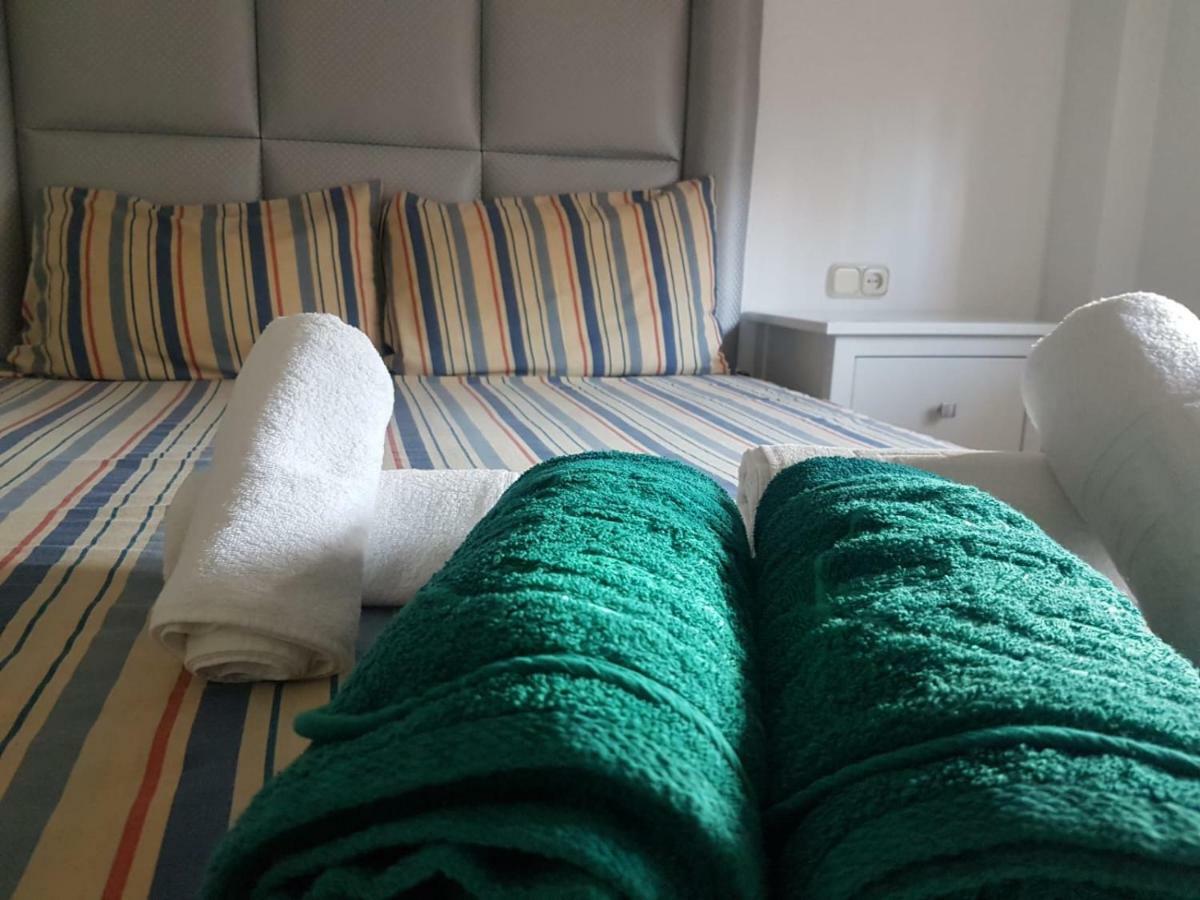 Precioso Apartamento Frente Al Mar 베날마데나코스타 외부 사진